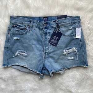 Gap shorts